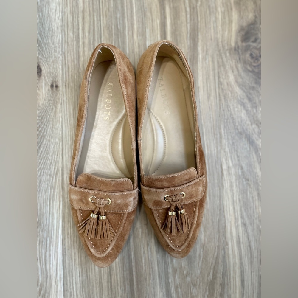 Talbots Francesca Brown Suede Tassel Driving Loafers Moccasins Size 6.5 M EUC